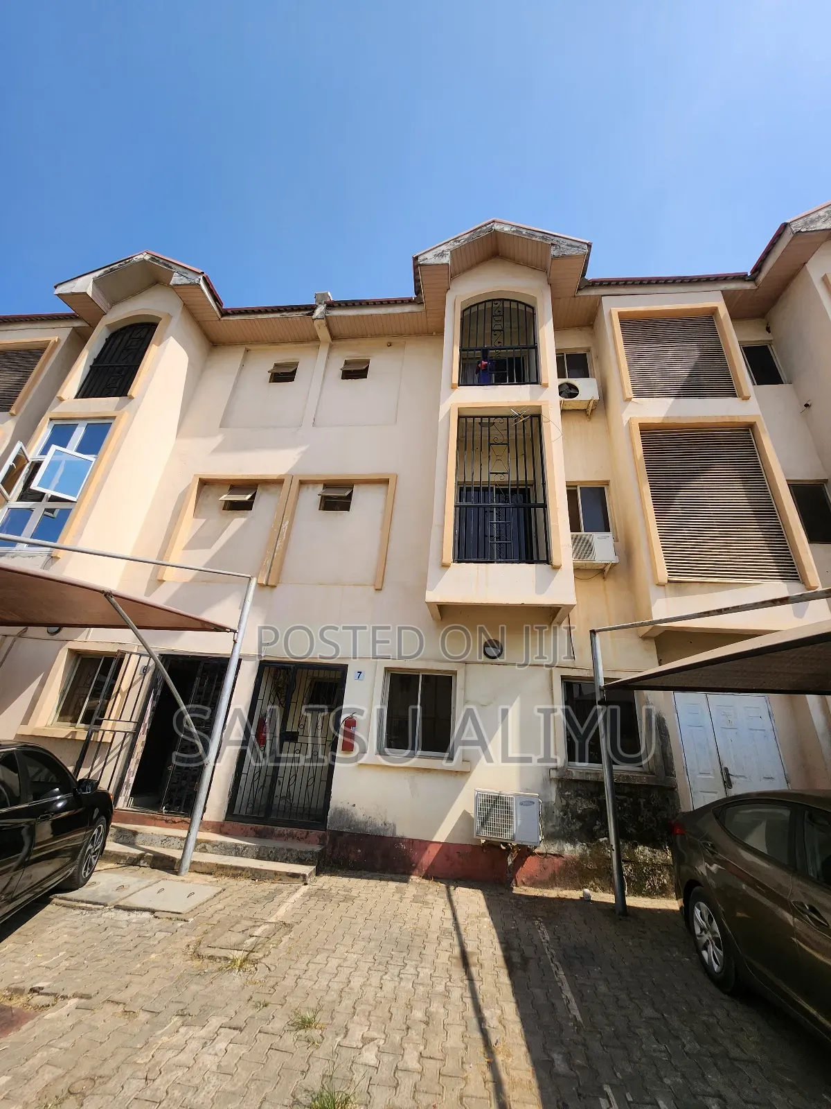 3bdrm Maisonette in Wuye, Close To for sale in Wuye