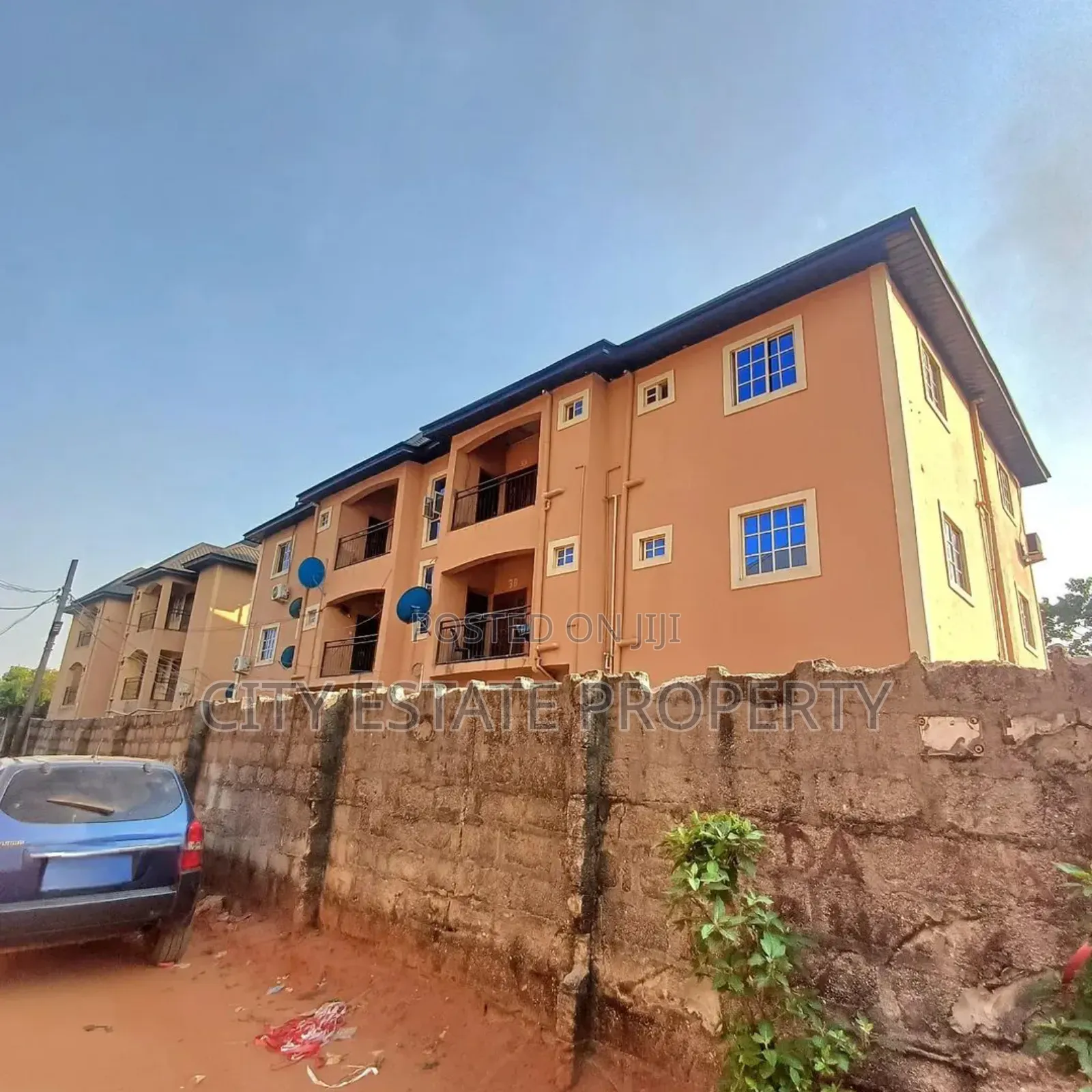 18bdrm Block of Flats in City Estate, Port-Harcourt for sale in Port-Harcourt