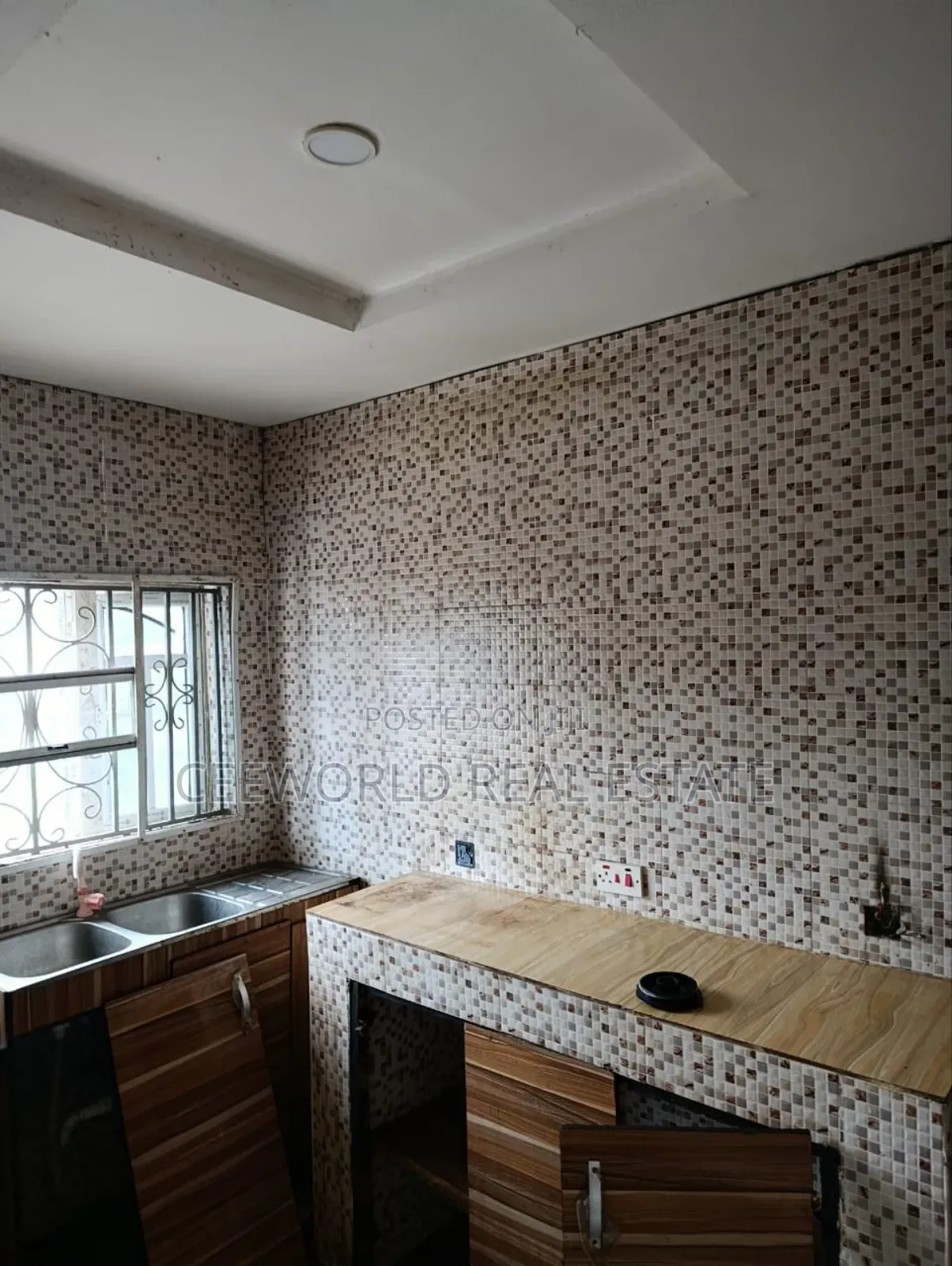 3bdrm Bungalow in Iyana Ajia, Iwo Road for rent in Iwo Road