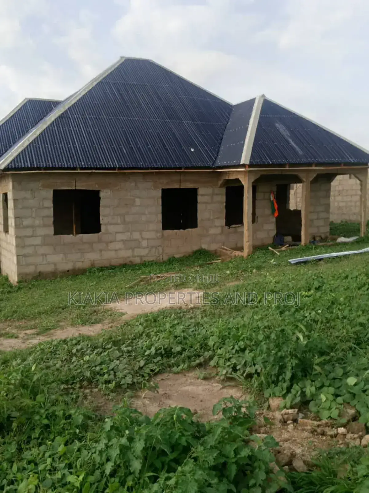 3bdrm Bungalow in Yimi-Zuba Abuja Fct for sale in Zuba