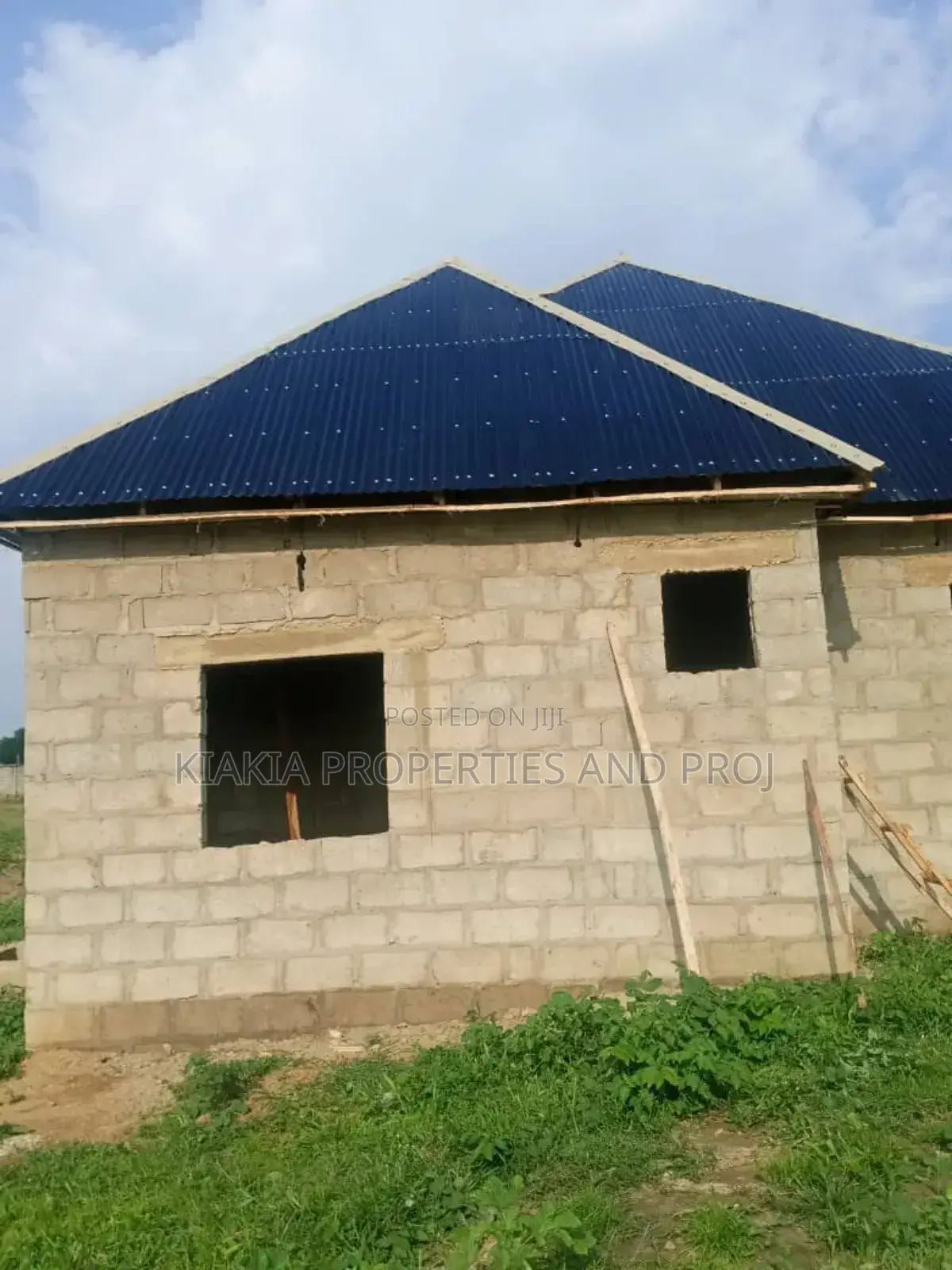 3bdrm Bungalow in Yimi-Zuba Abuja Fct for sale in Zuba