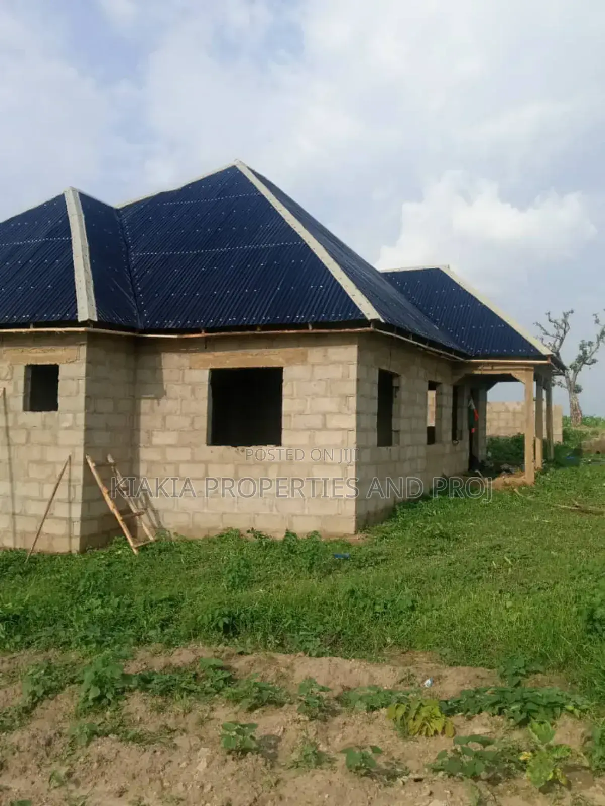 3bdrm Bungalow in Yimi-Zuba Abuja Fct for sale in Zuba