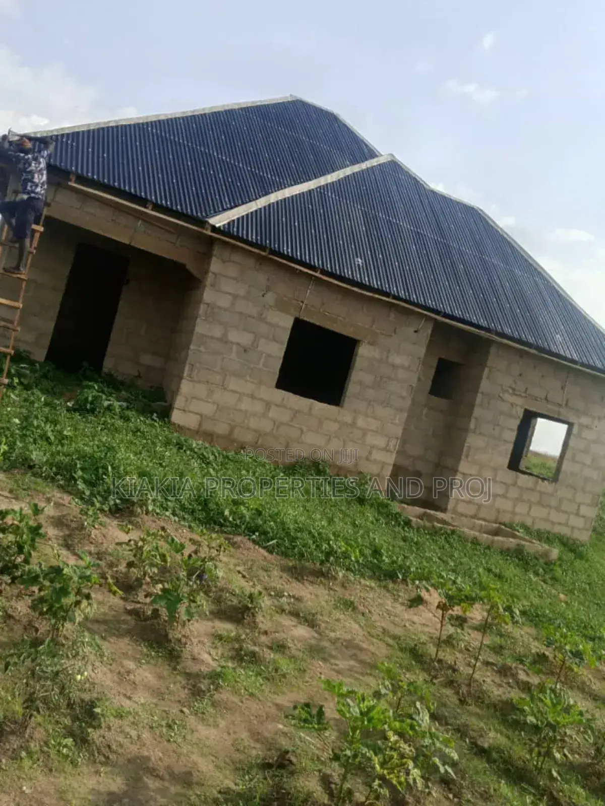 3bdrm Bungalow in Yimi-Zuba Abuja Fct for sale in Zuba