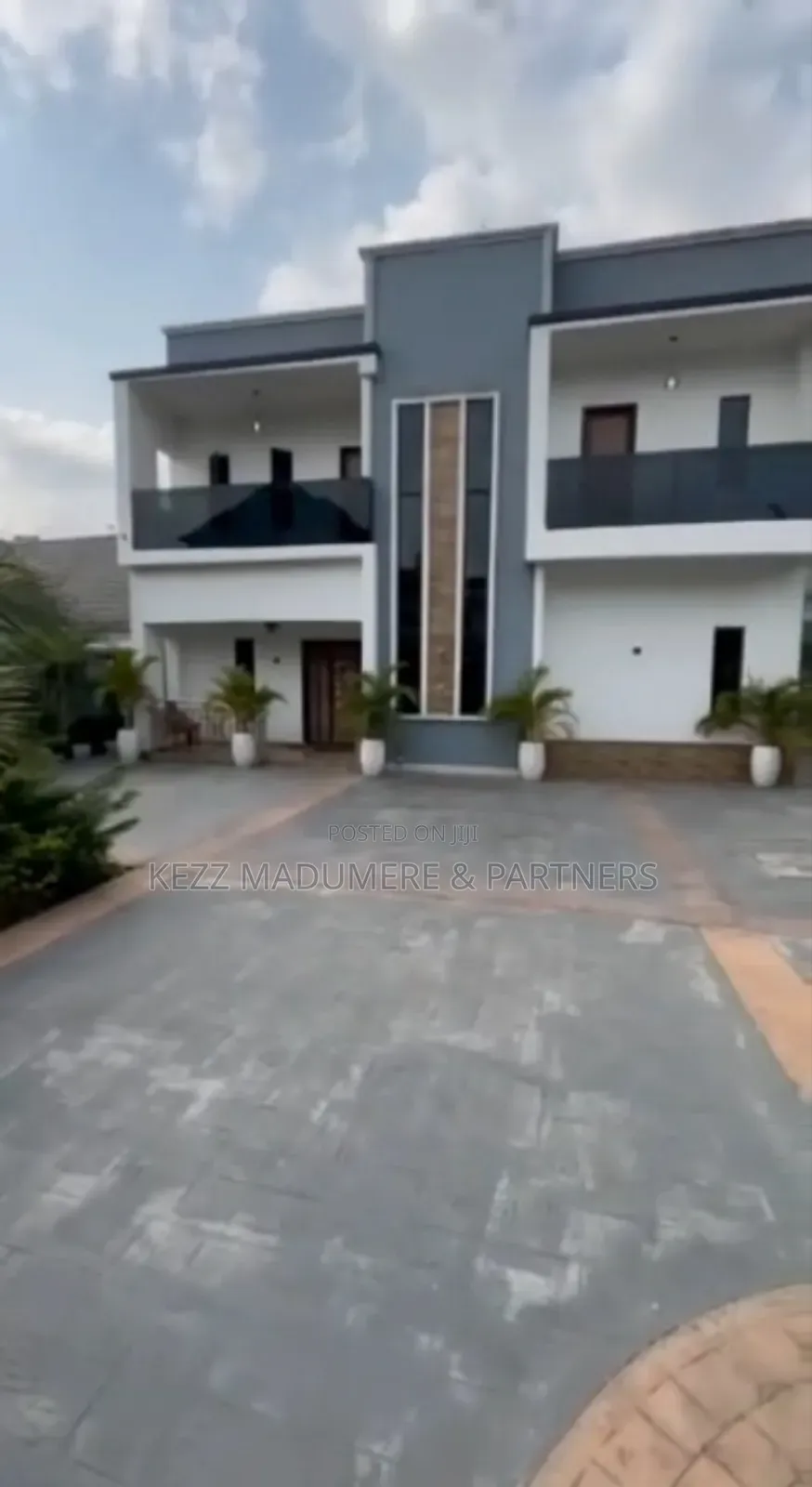 4bdrm Duplex in Shell Cooperative for sale in Eneka