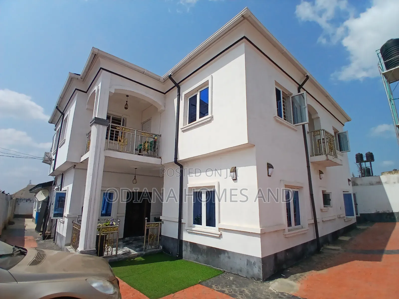 8bdrm Duplex in Ologuneru, Ibadan for sale in Ibadan