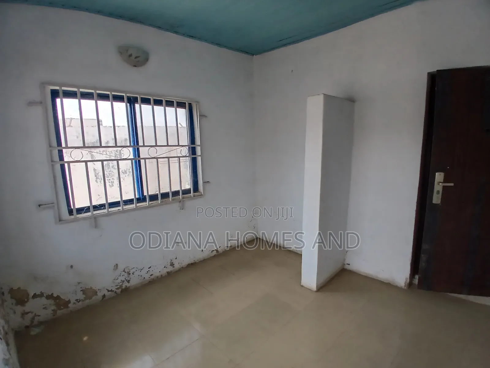 8bdrm Duplex in Ologuneru, Ibadan for sale in Ibadan