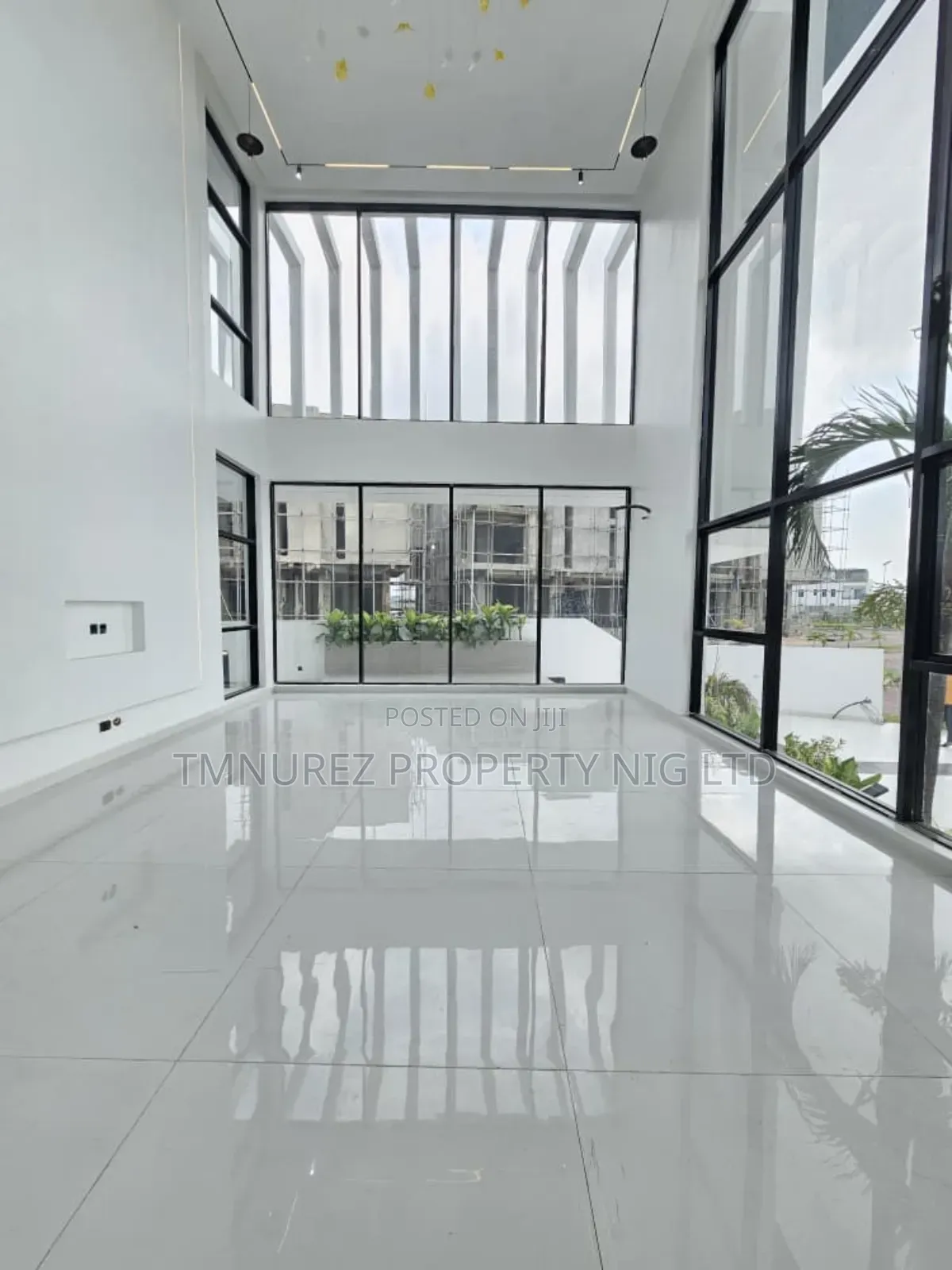 5bdrm Duplex in Osapa London for sale in Osapa london