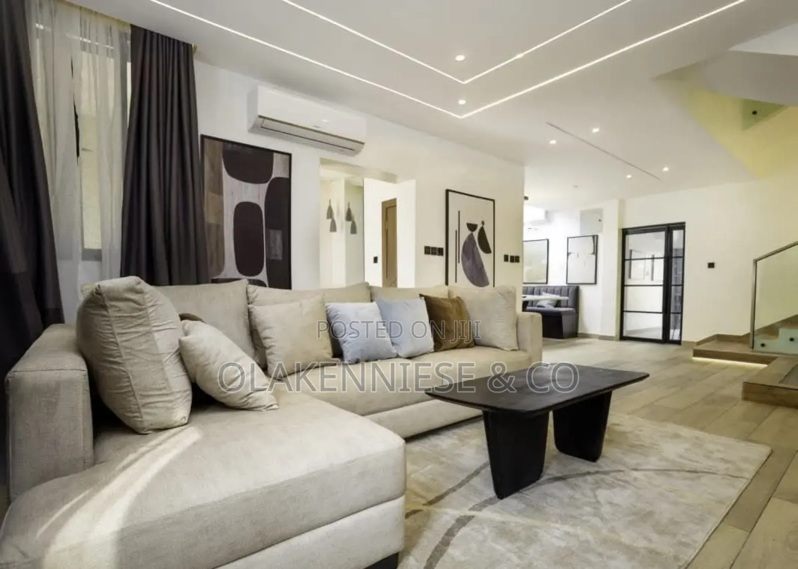 Furnished 4bdrm Duplex in Parkview for sale in Parkview Estate