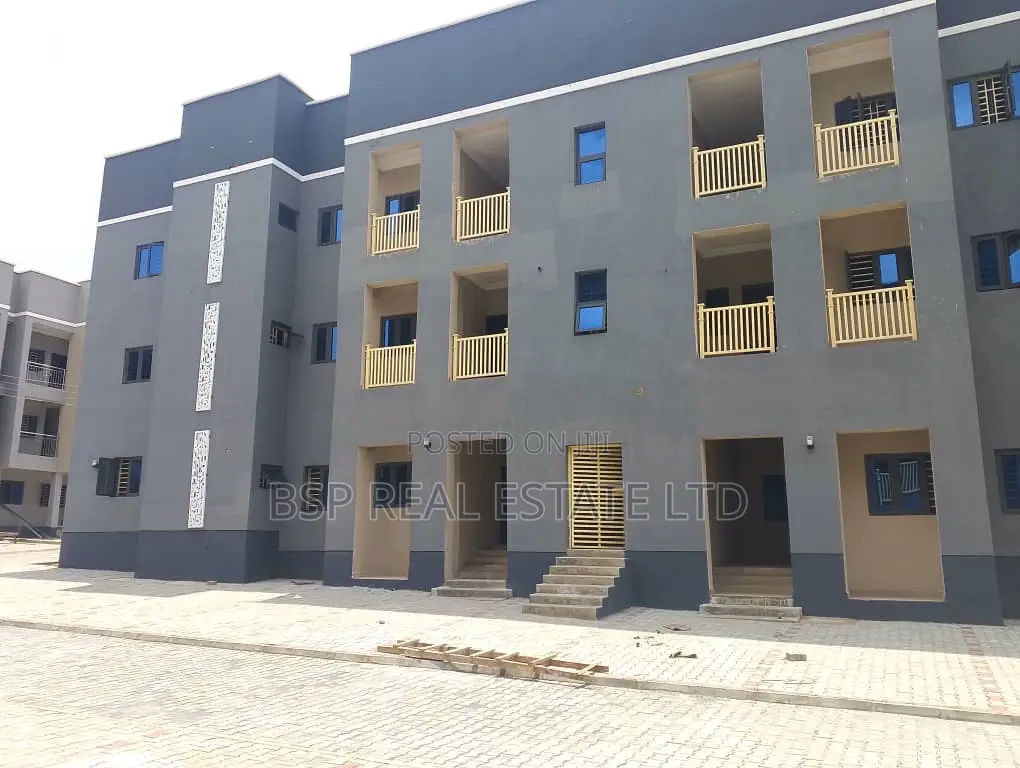 3bdrm Block of Flats in Idu for sale in Idu