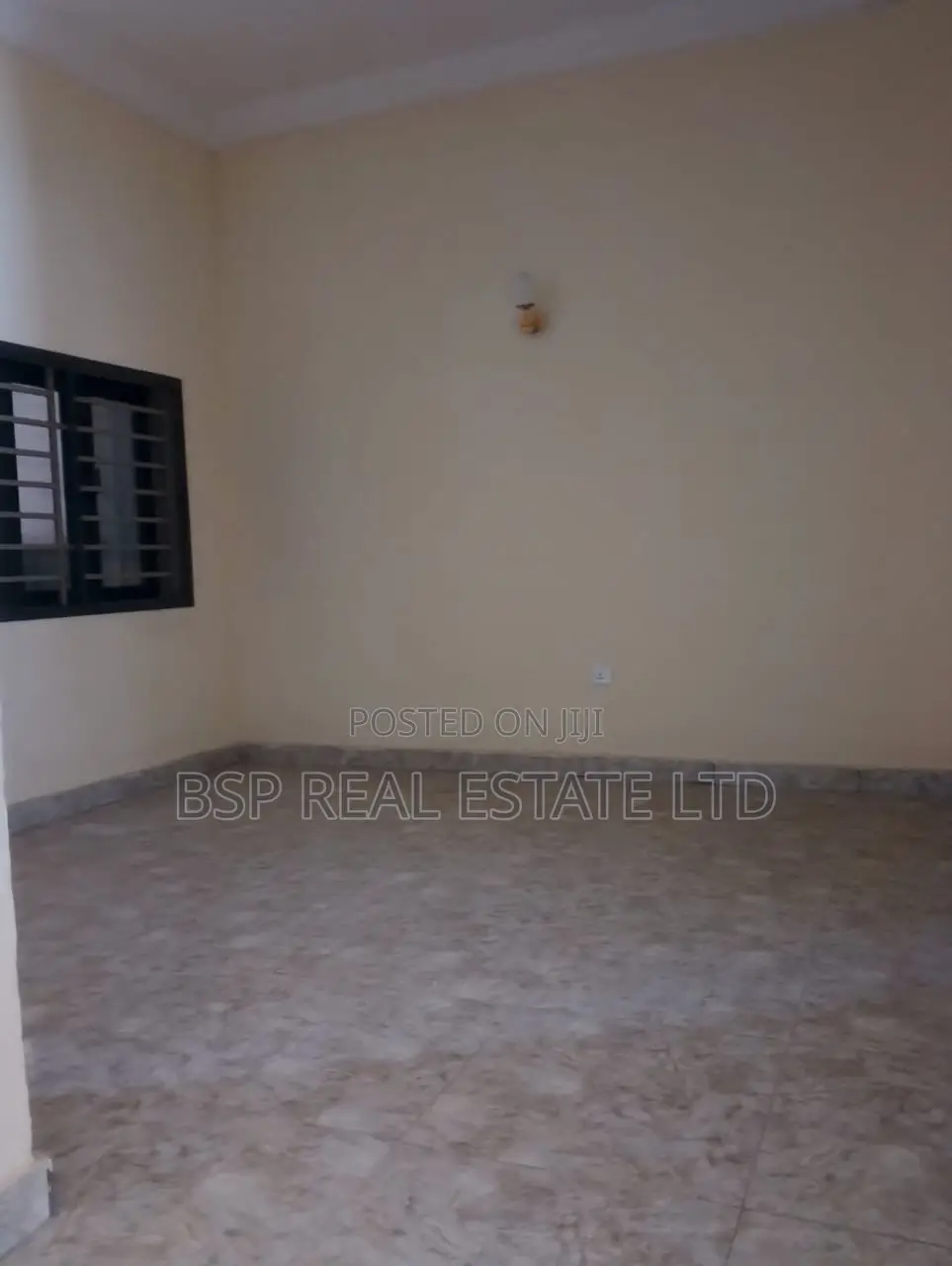 3bdrm Block of Flats in Idu for sale in Idu