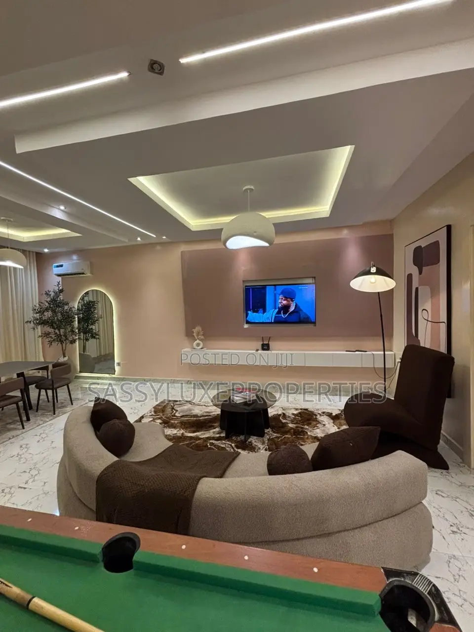 2bedroom Pool, Gym ,Snooker in Lekki
