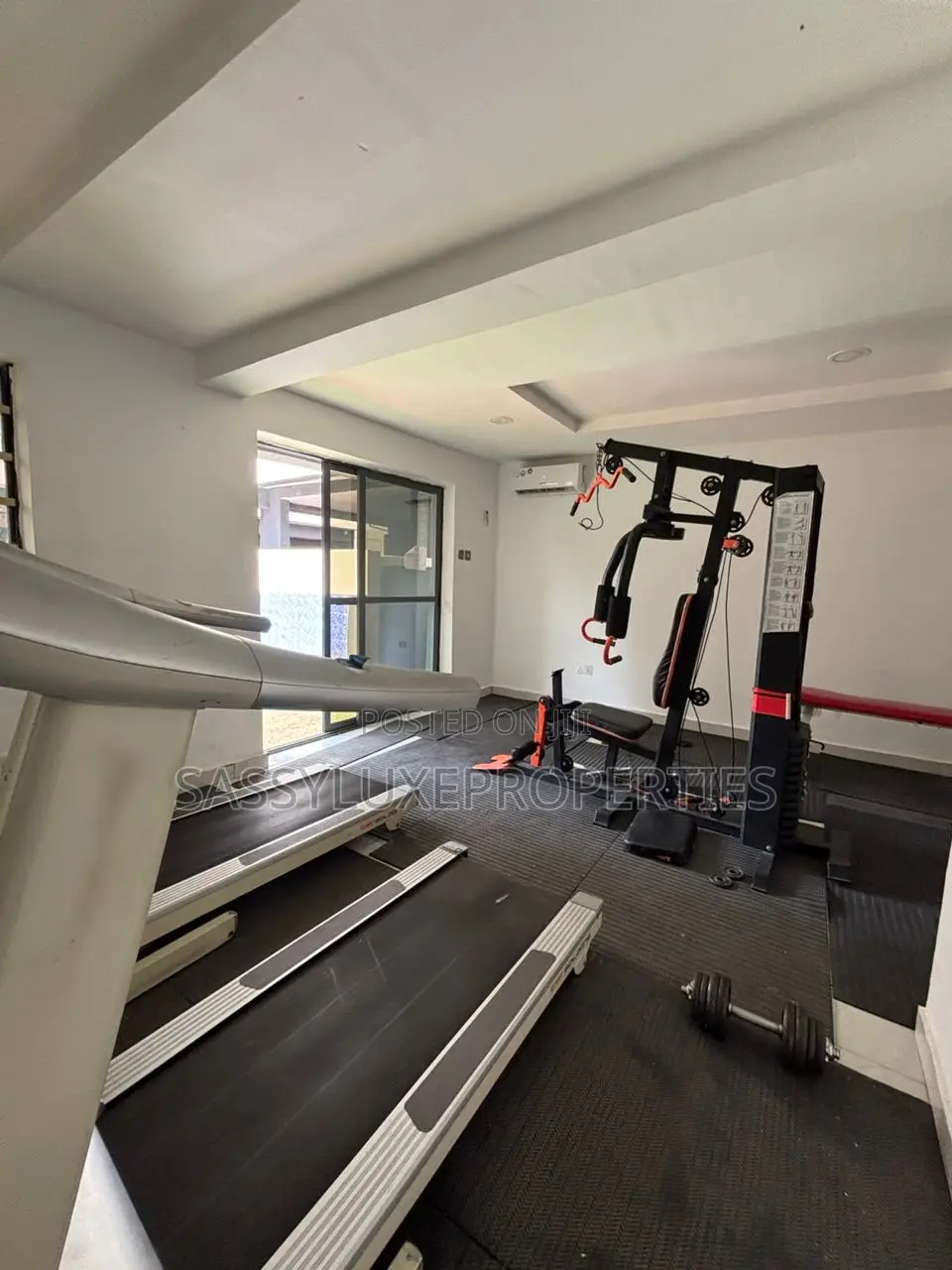 2bedroom Pool, Gym ,Snooker in Lekki