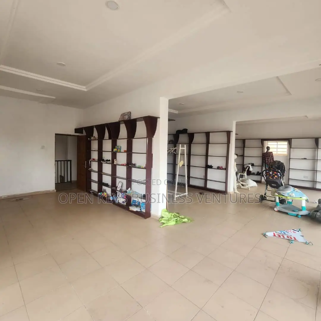 2 Floor Office and Store Complex for Commercial Purpose in Basorun