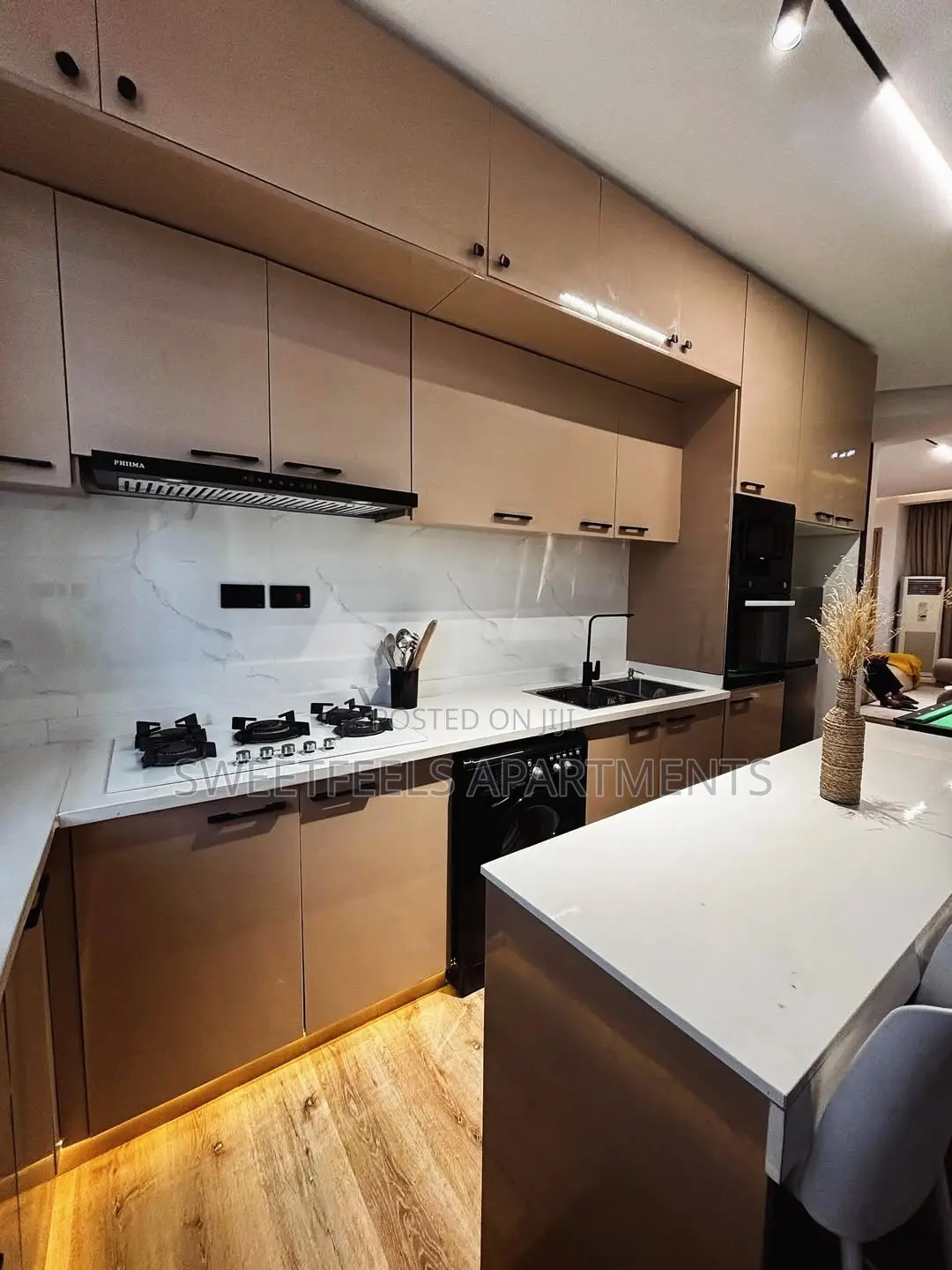 Luxury 2 Bedroom Apartment With Ps5 Snooker Board in Lekki Phase 1