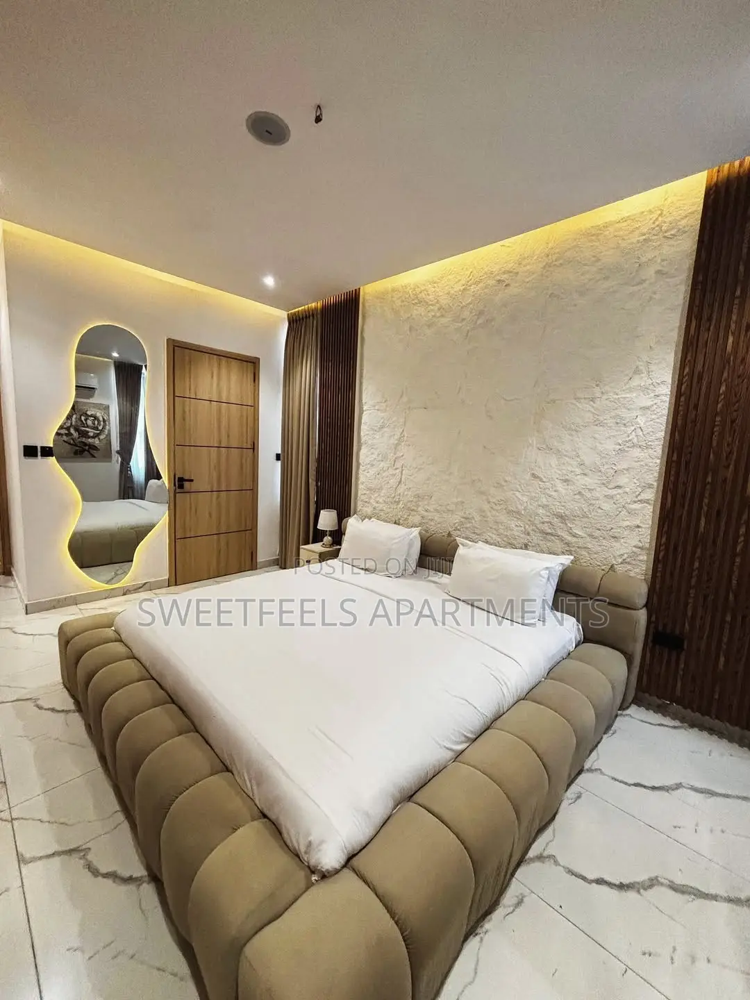 Luxury 2 Bedroom Apartment With Ps5 Snooker Board in Lekki Phase 1