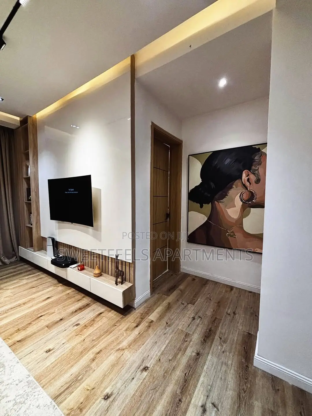Luxury 2 Bedroom Apartment With Ps5 Snooker Board in Lekki Phase 1