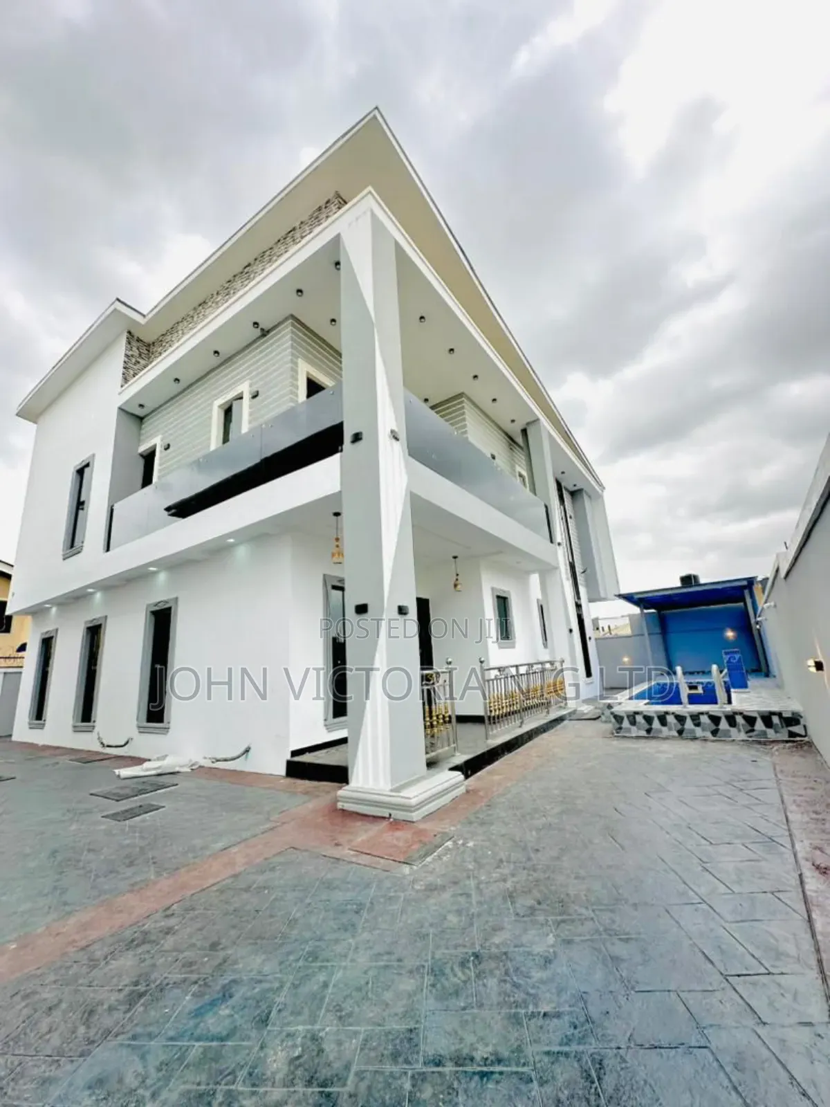Furnished 5bdrm Duplex in Gbagada Lagos for sale in Gbagada