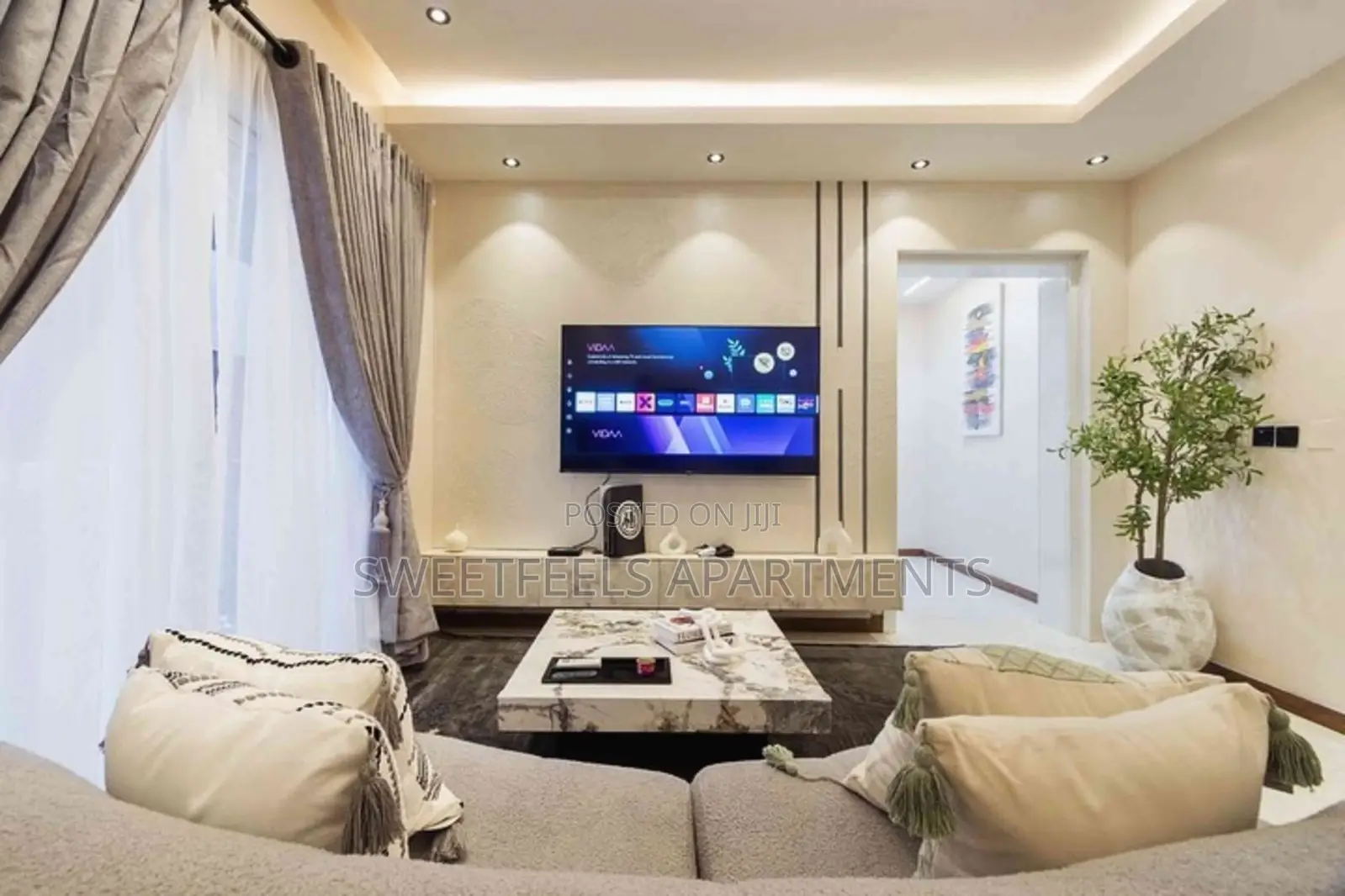 Cute 1 Bedroom Apartment With Cinema, Pool Ps5 in Lekki Phase 1