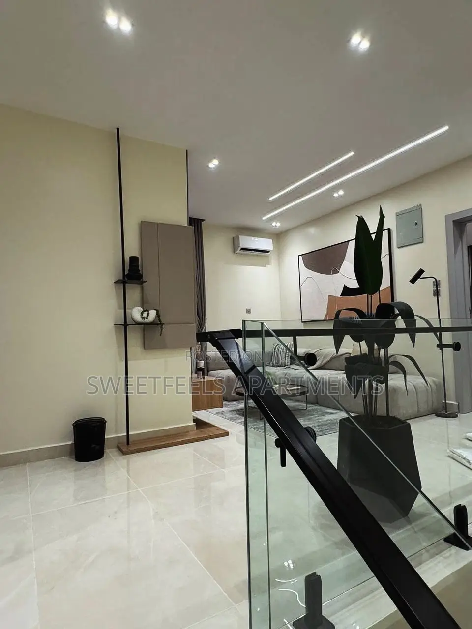 Neat 2/3 Bedroom Maisonette (Terrace) in Ikate