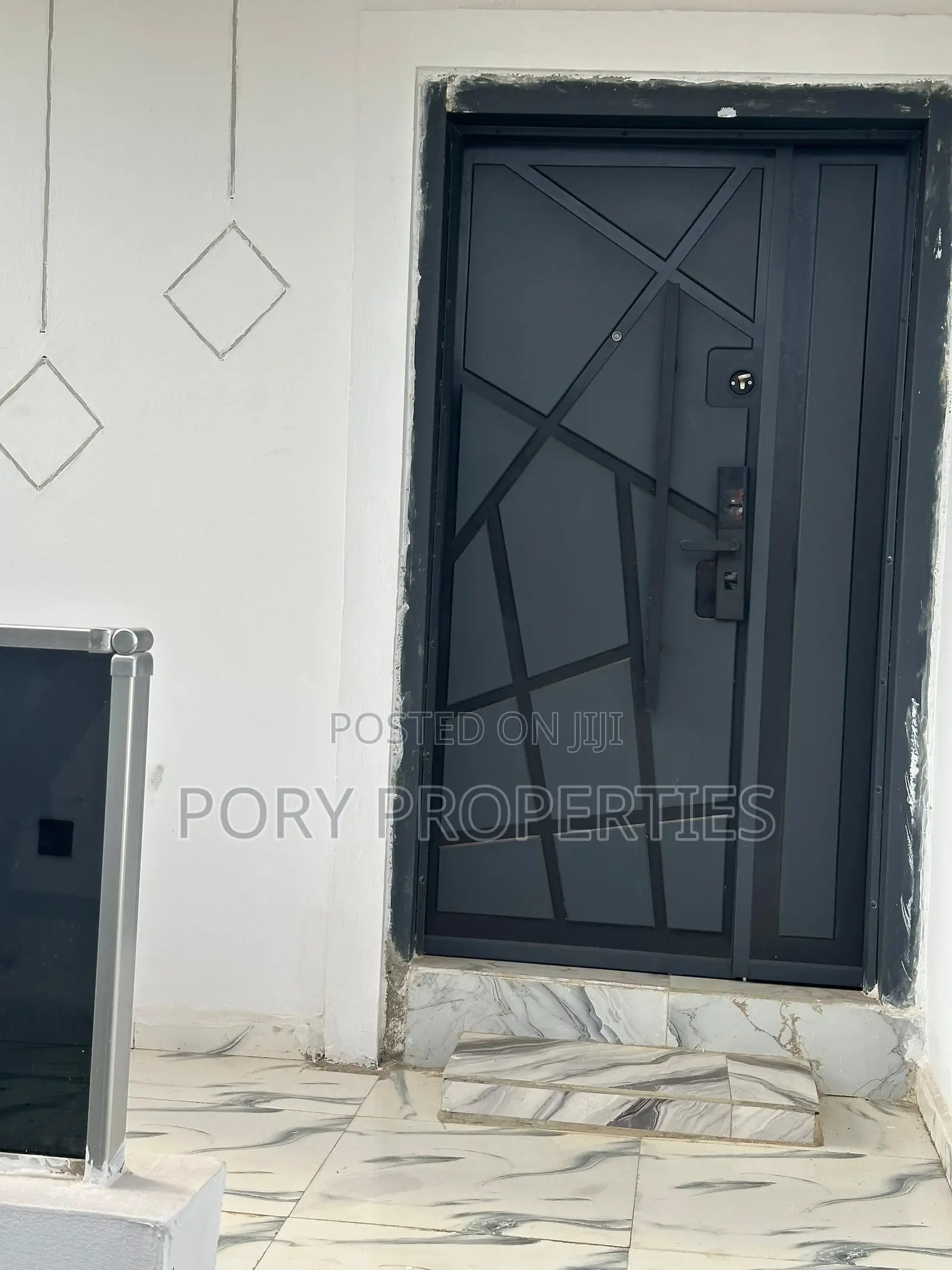Furnished 3bdrm Duplex in God’S Will Estate, Jericho for sale in Jericho