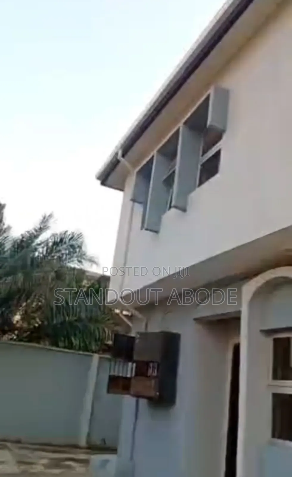 4bdrm Duplex in In A Good Location, Abaranje for sale in Abaranje