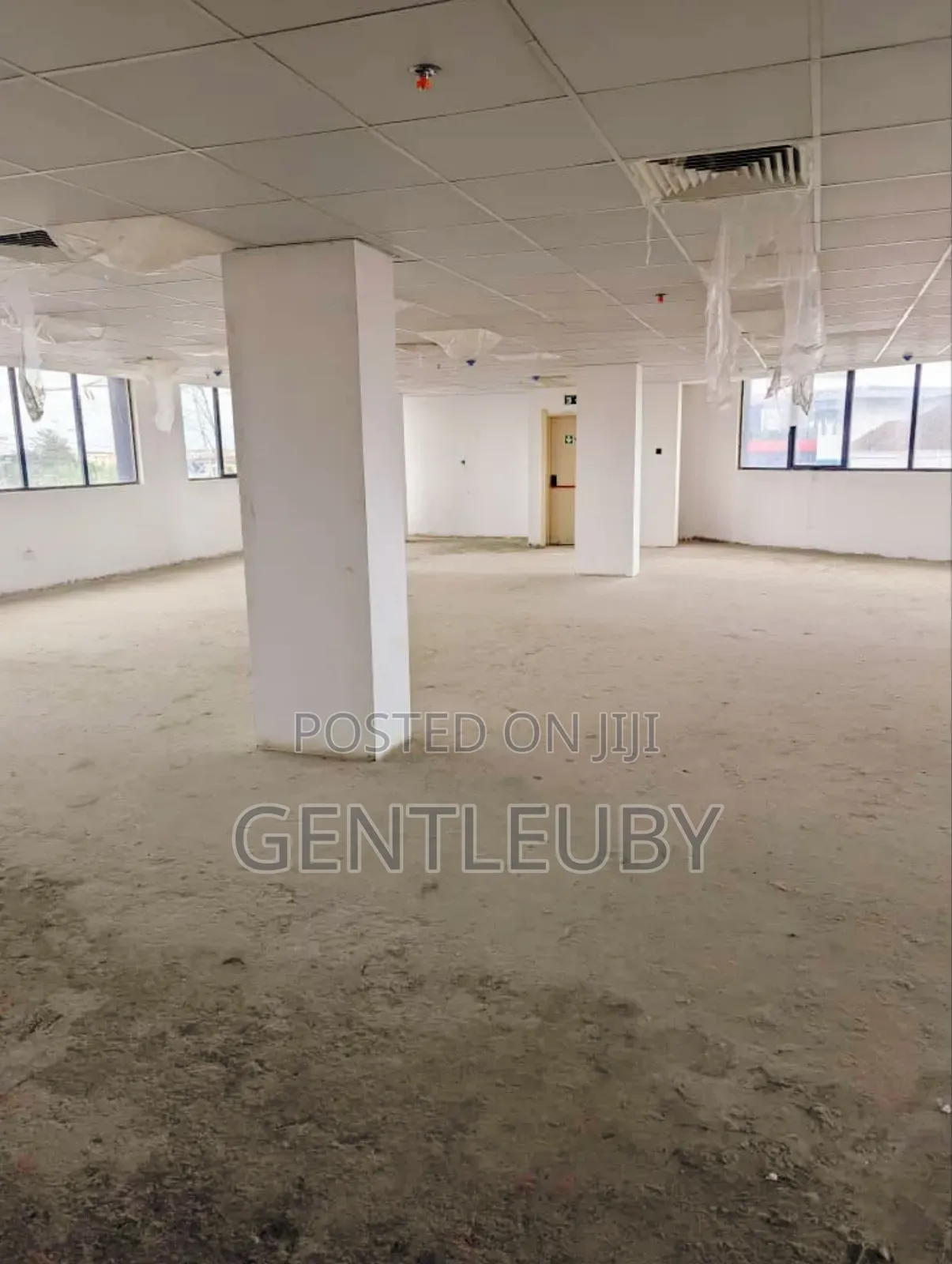 Office Space for Rent at Lekki Phase 1 in Lekki Phase 1