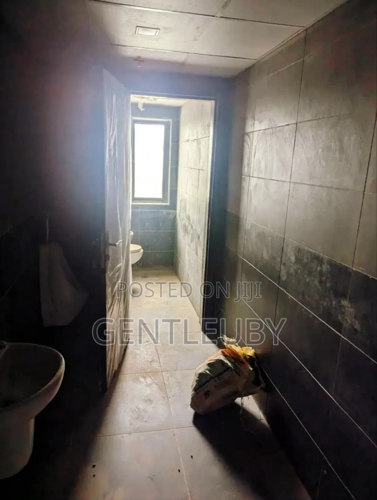 Office Space for Rent at Lekki Phase 1 in Lekki Phase 1
