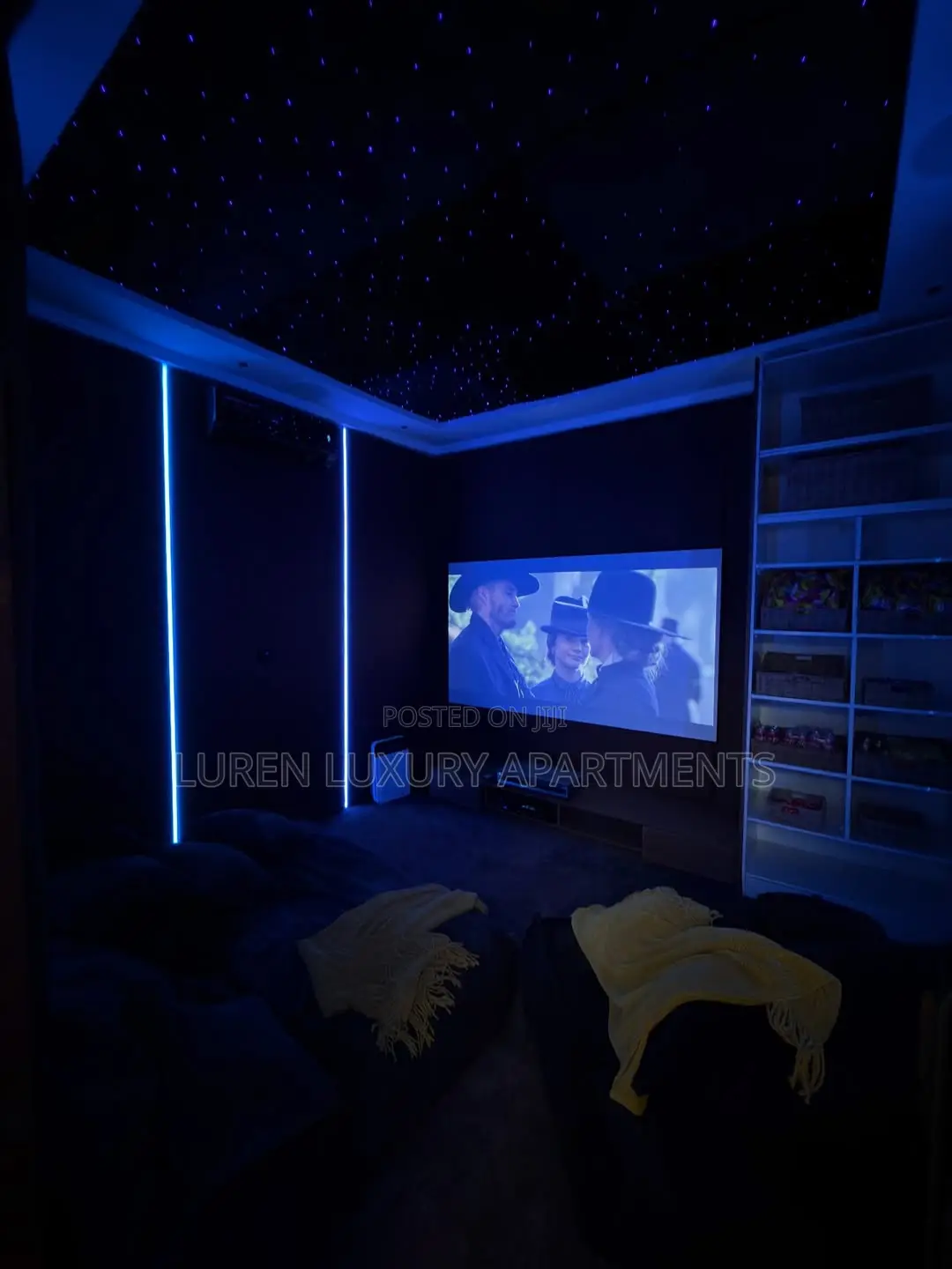 Elegant 2 Bedroom + Cinema Winery in Jahi