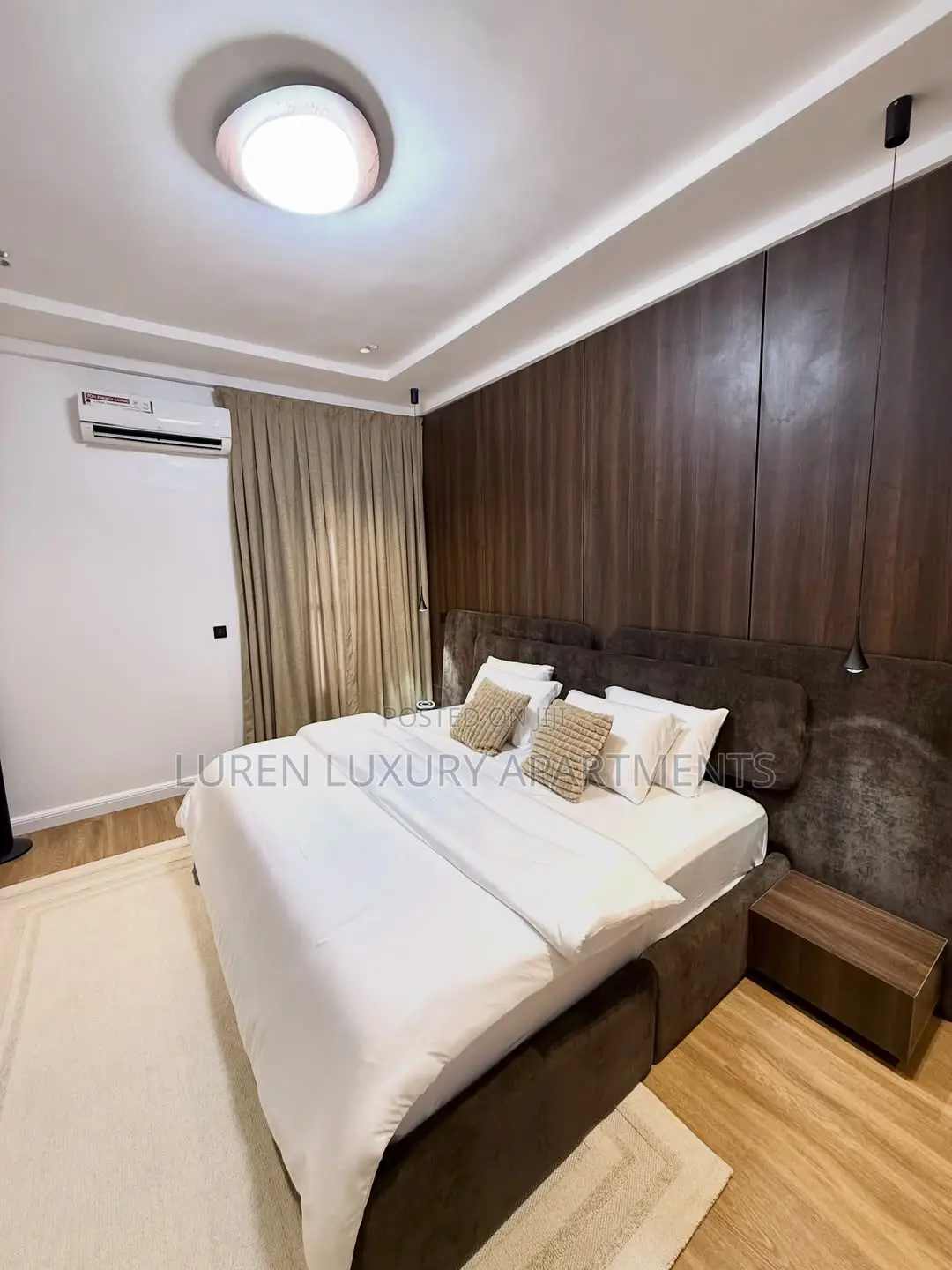 Elegant 2 Bedroom + Cinema Winery in Jahi