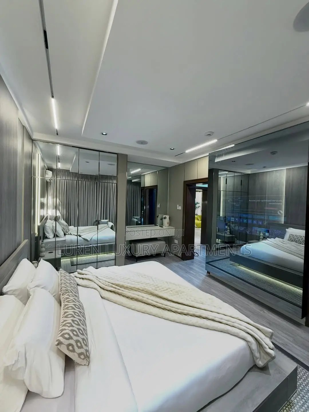 Automated Luxurious 2 Bedroom + Swimming Pool Gym in Maitama