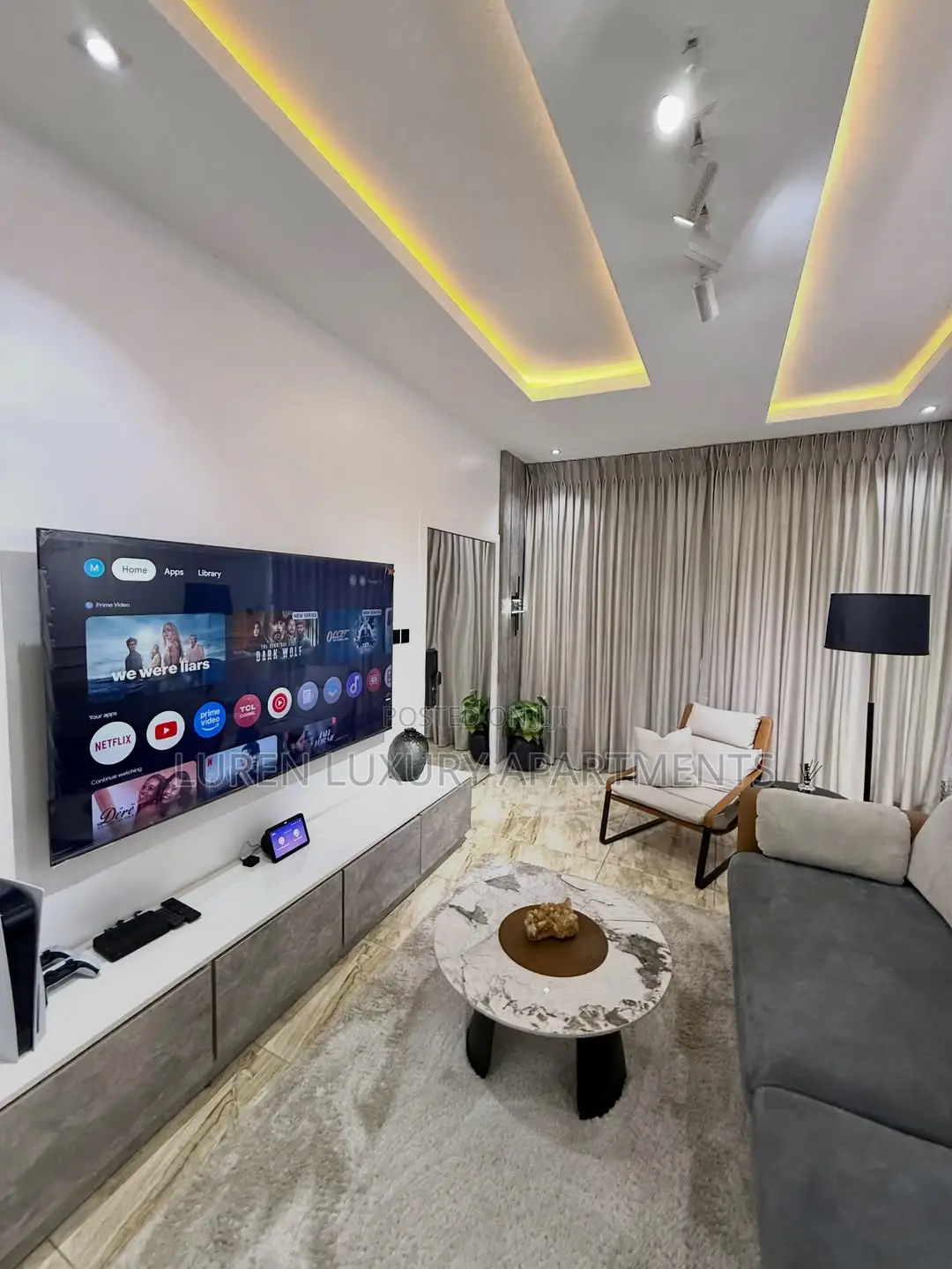 Beautiful 2 Bedroom Smart Home +Ps5 in Jahi