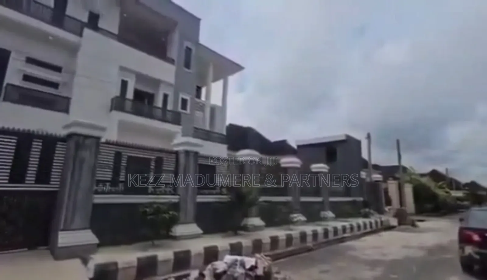 9bdrm Duplex in Udenwa Gardens for sale in Owerri