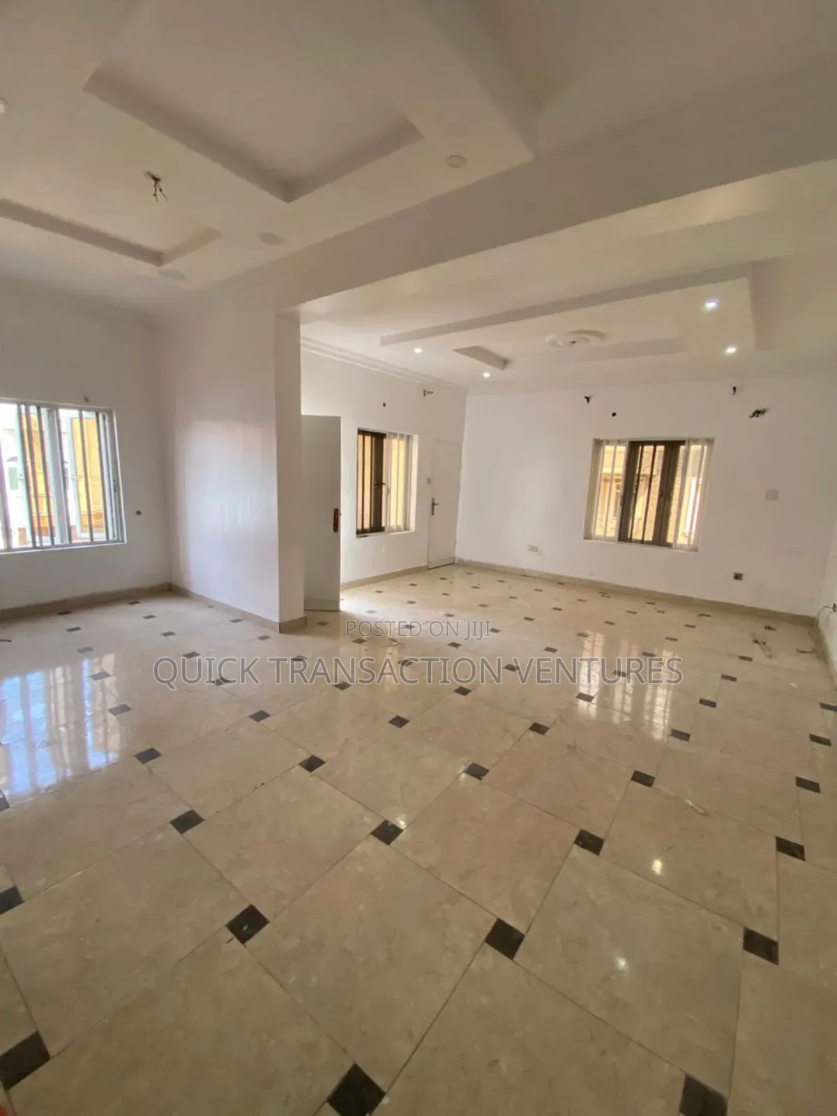 2bdrm Block of Flats in Osapa london for rent in Osapa london