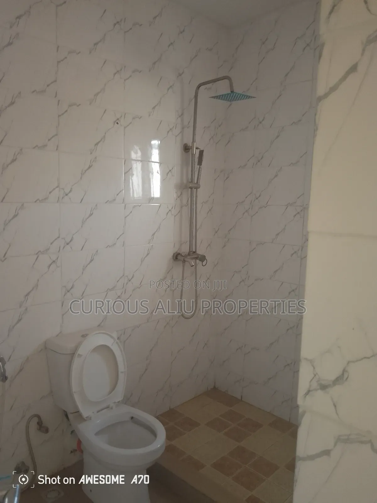 3bdrm Block of Flats in Nbora  Garden, Jabi for sale in Jabi
