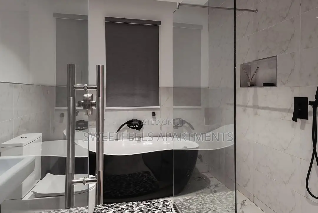 Cozy Beautiful 2 Bedroom Luxury Apartment in Lekki Phase 1