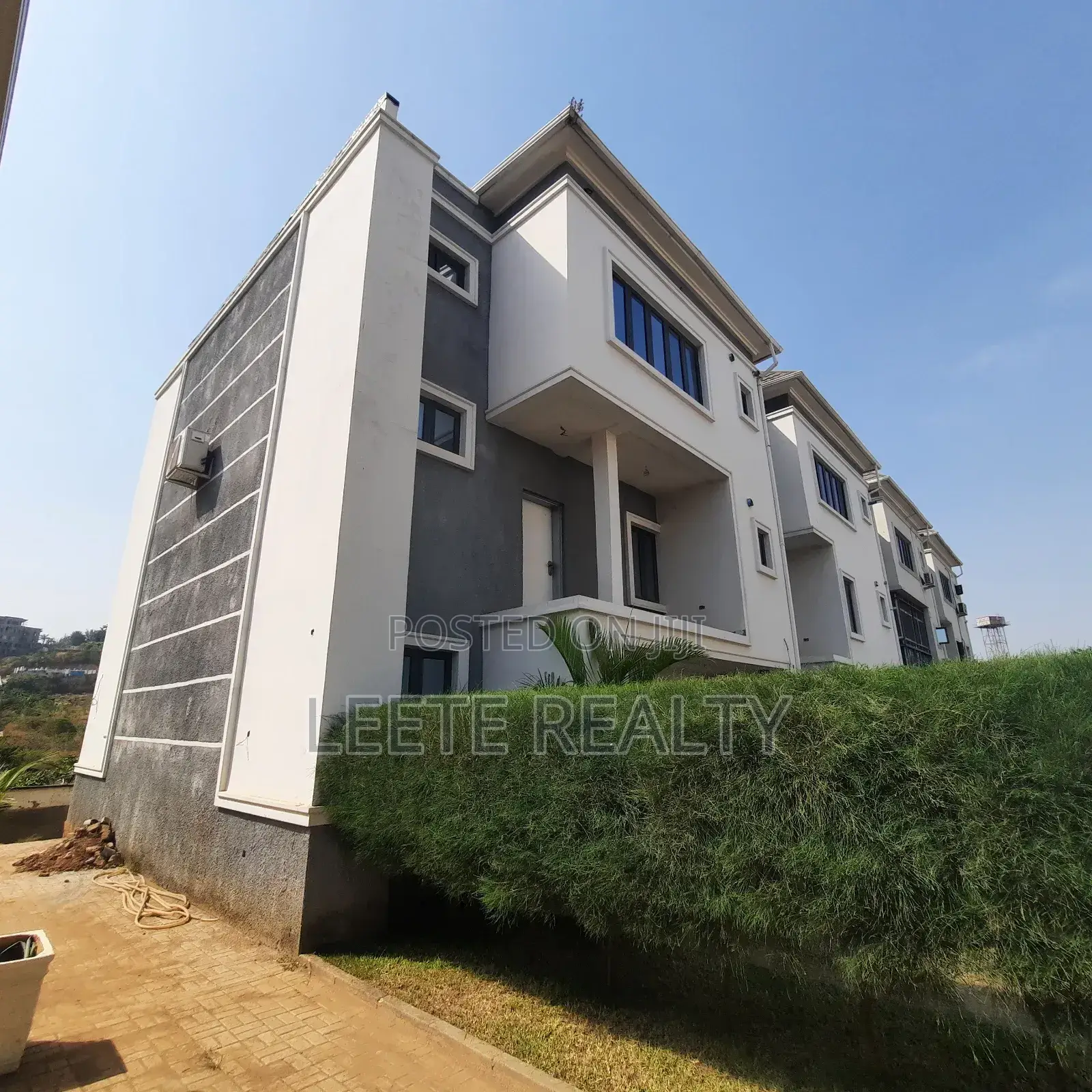 4bdrm Townhouse/Terrace in Maitama for sale in Maitama