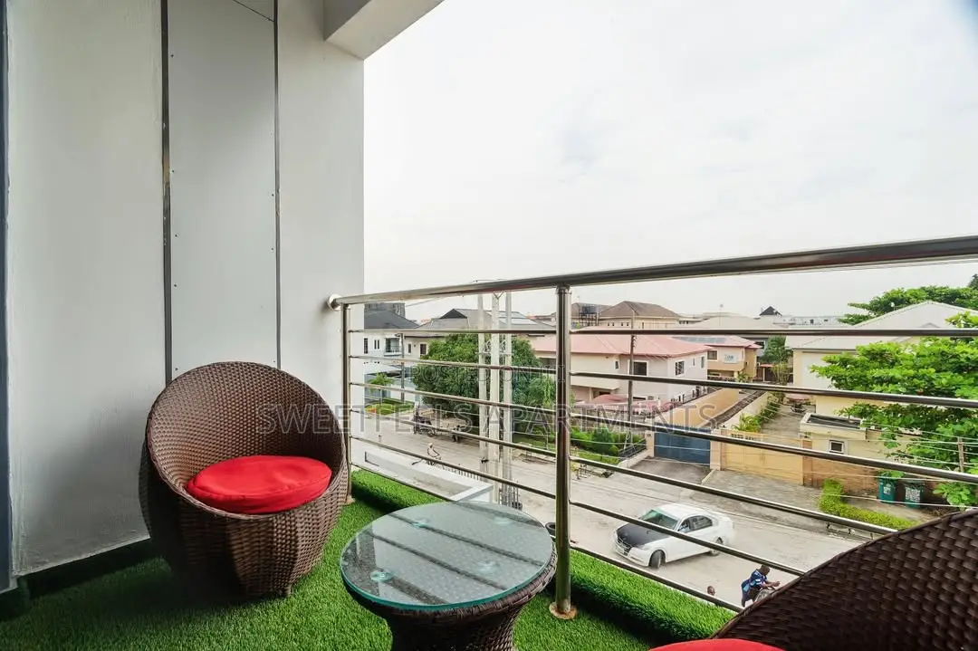 Beautiful 2 Bedroom Apartment in Lekki Phase 1