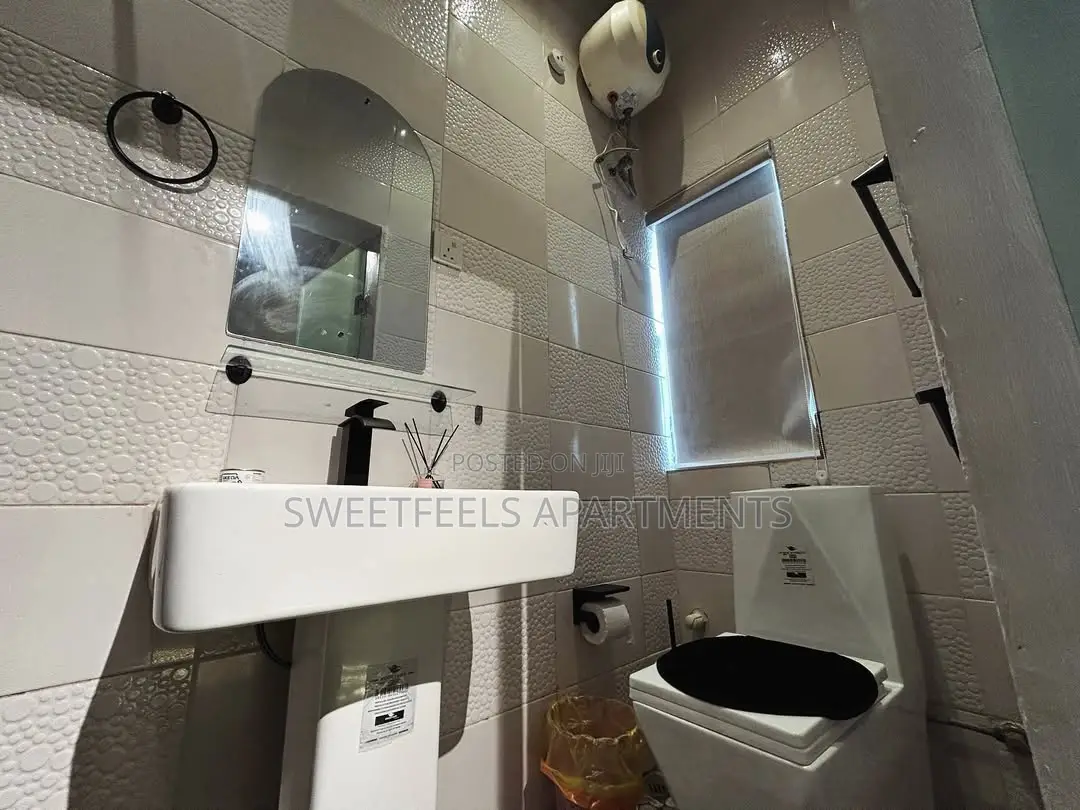 New 1 Bedroom Apartment in Lekki Phase 1