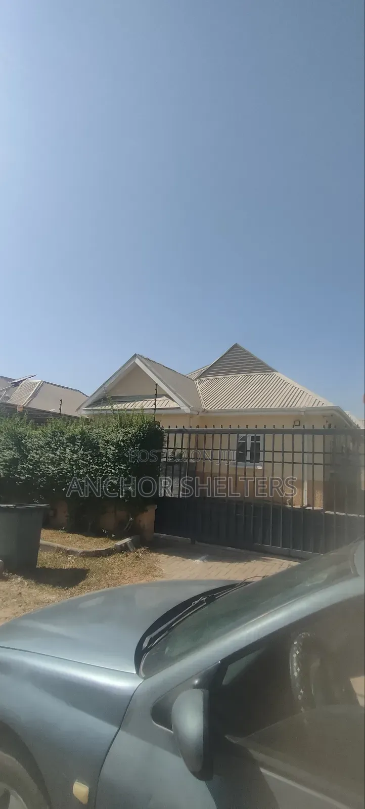 3bdrm Bungalow in Von Garden Estate for sale in Lugbe District