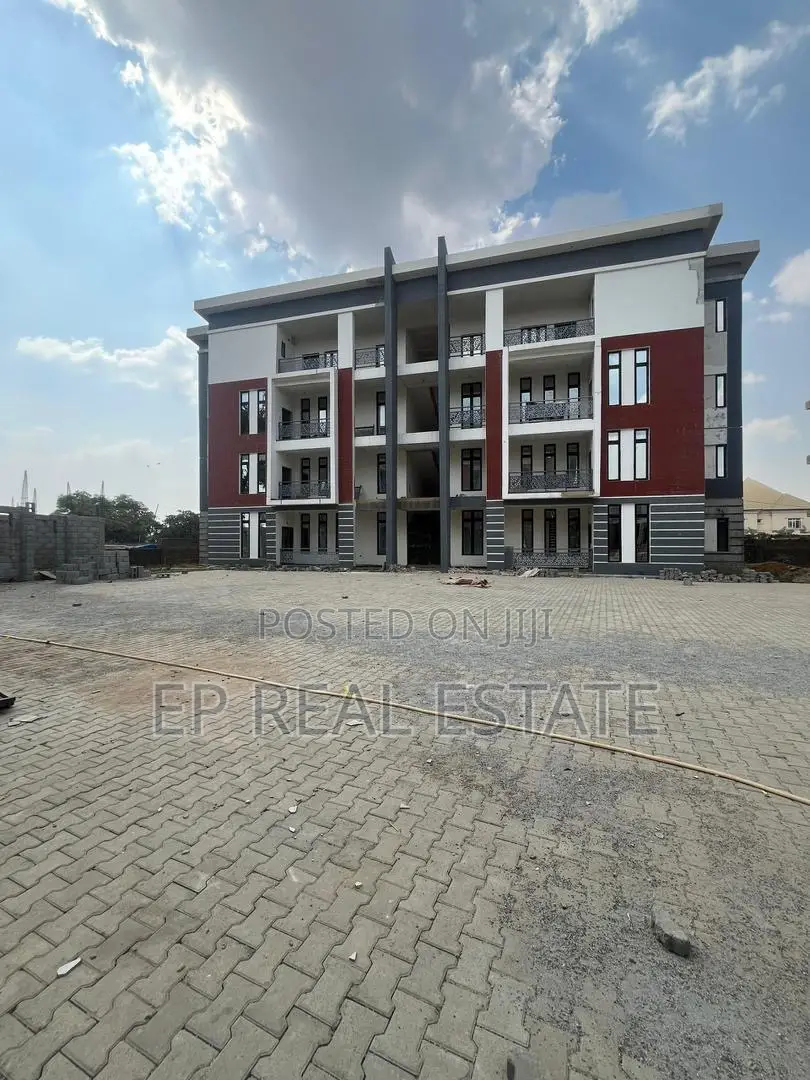 3bdrm Apartment in Gwarinpa for sale in Gwarinpa