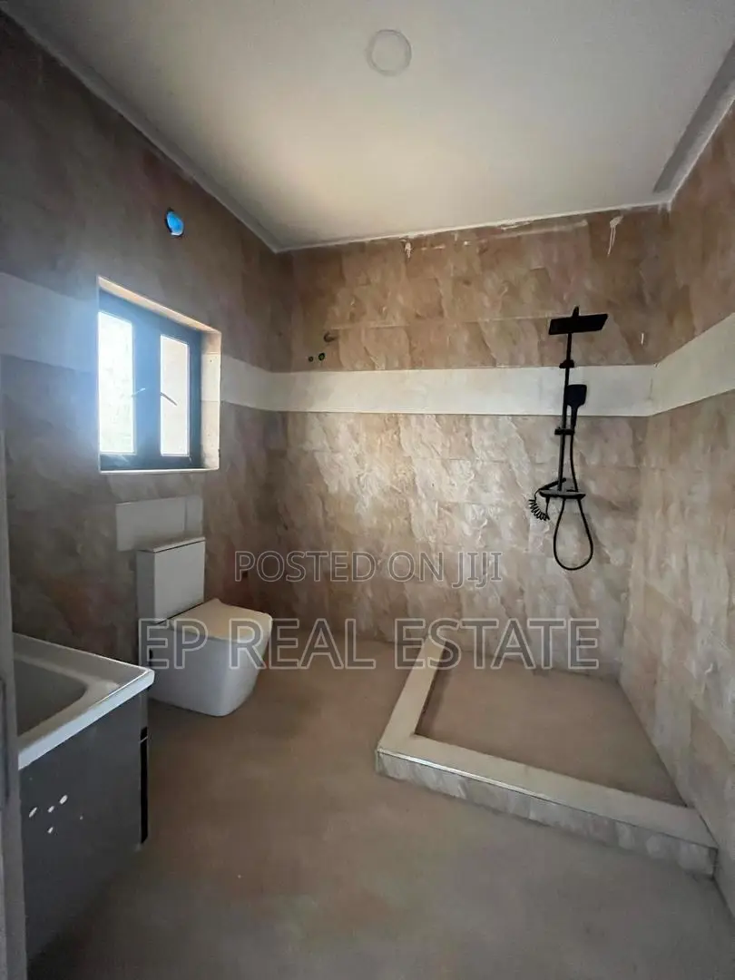 3bdrm Apartment in Gwarinpa for sale in Gwarinpa