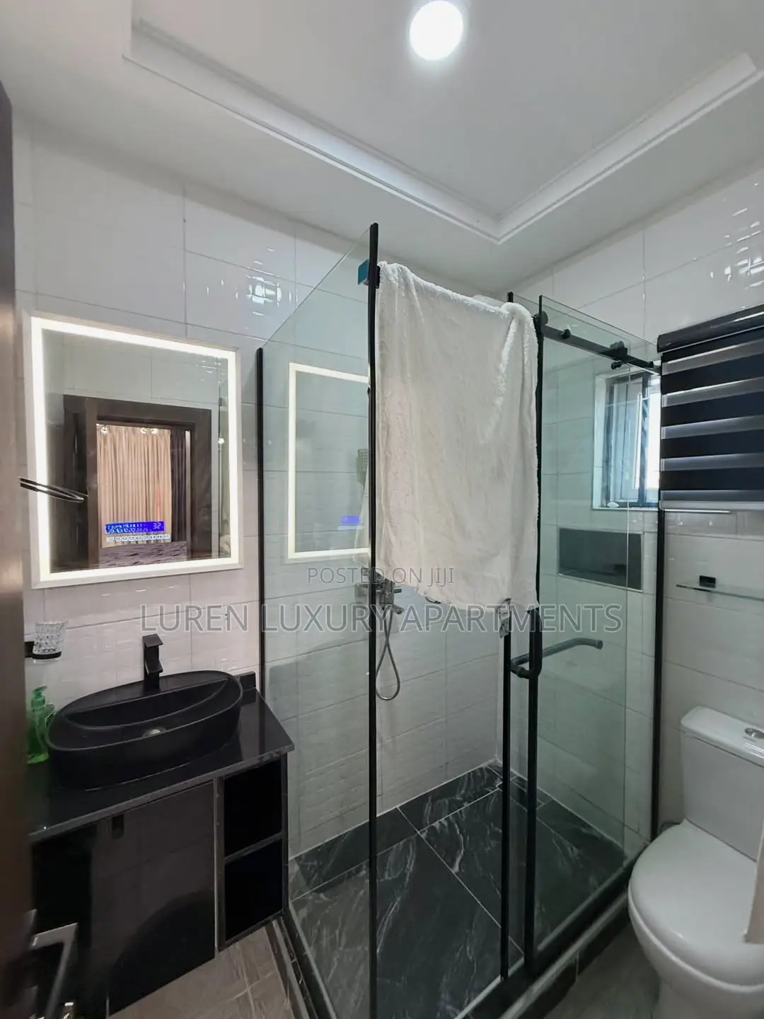 Luxury 2 Bedroom Smart Home +Gym, Sauna Snooker in Jahi