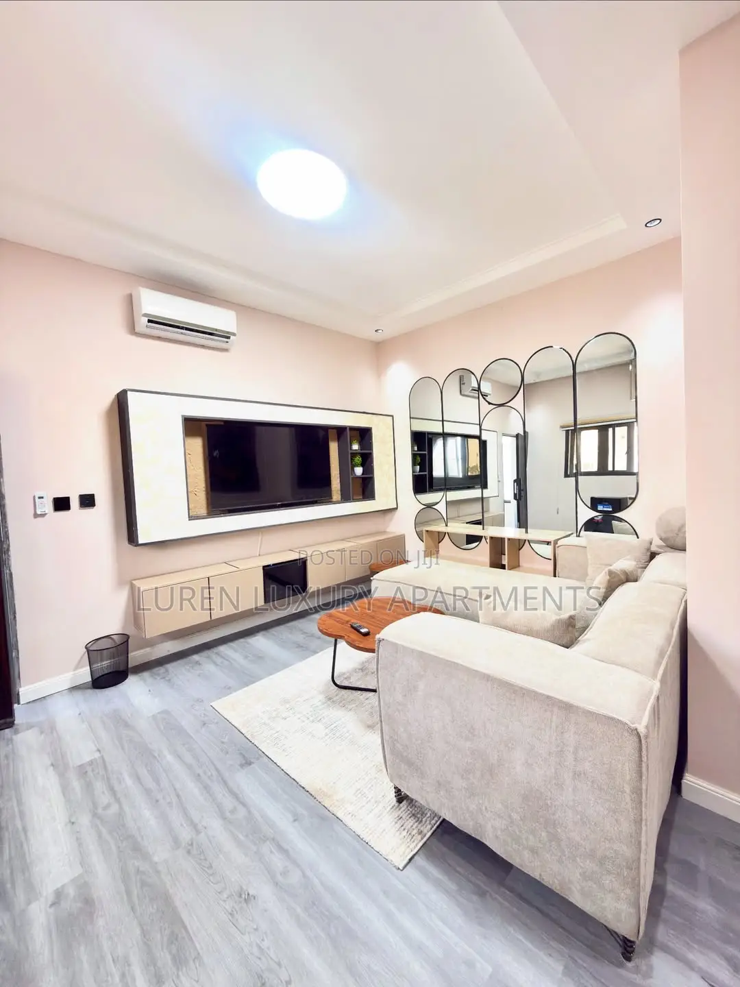 1 Bedroom Luxury Apartment in Jahi