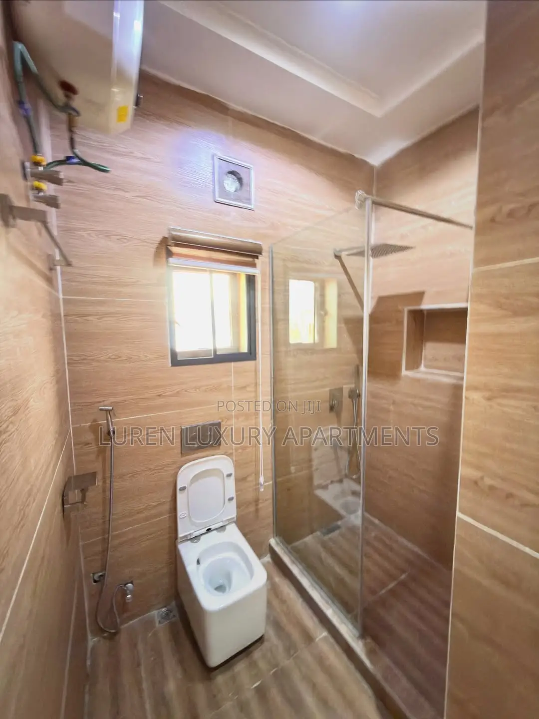 1 Bedroom Luxury Apartment in Jahi