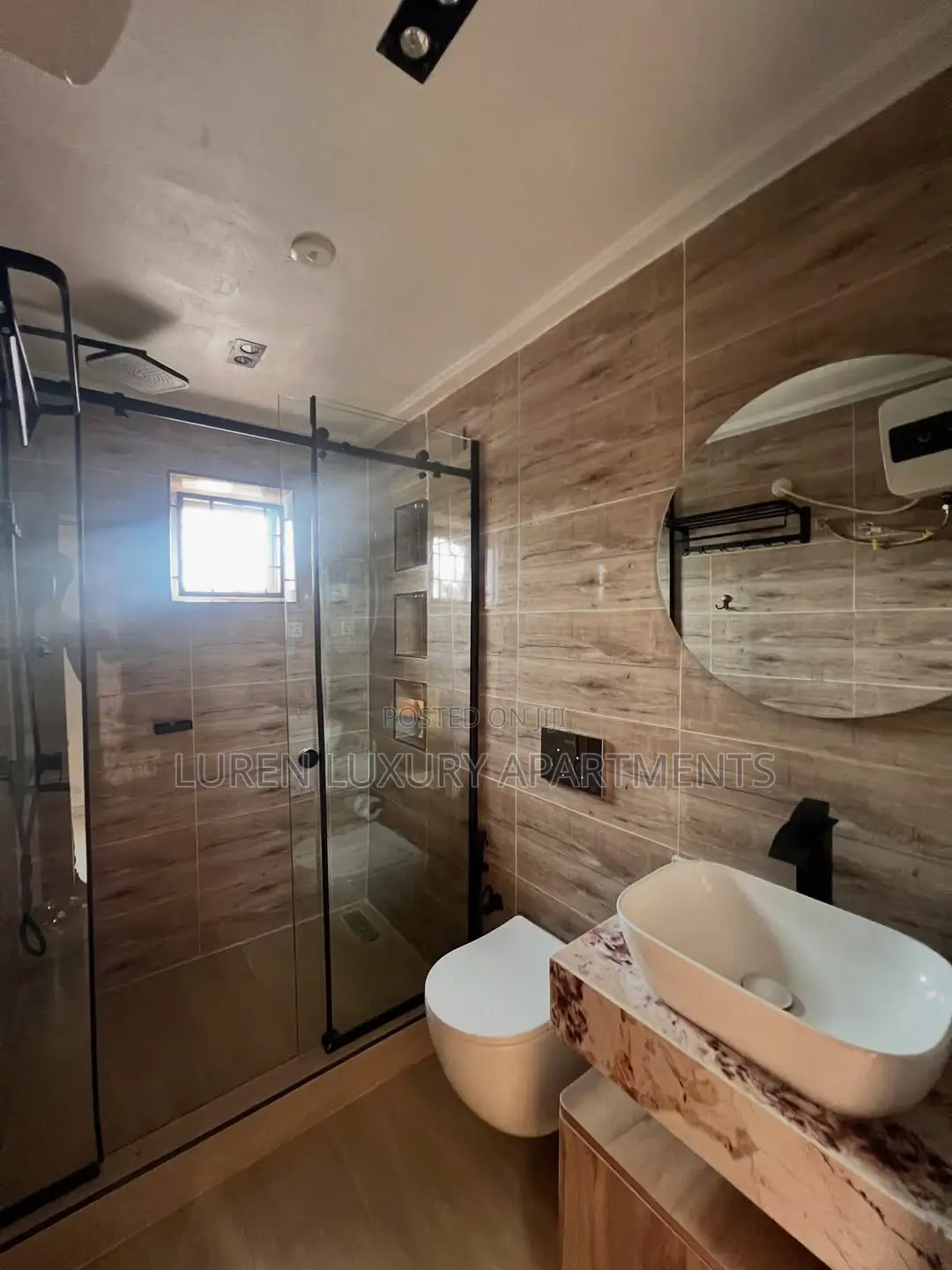 Luxury 1 Bedroom Smart Penthouse (Fully Automated) in Utako