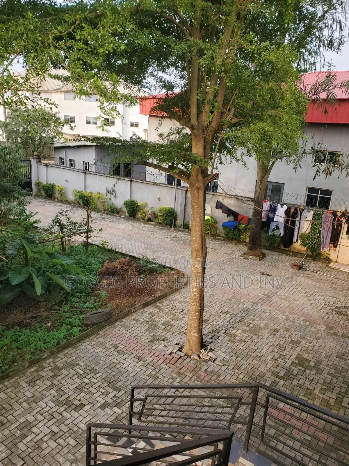 9bdrm Block of Flats in Makogi Cda Estate, Obafemi-Owode for sale in Obafemi-Owode