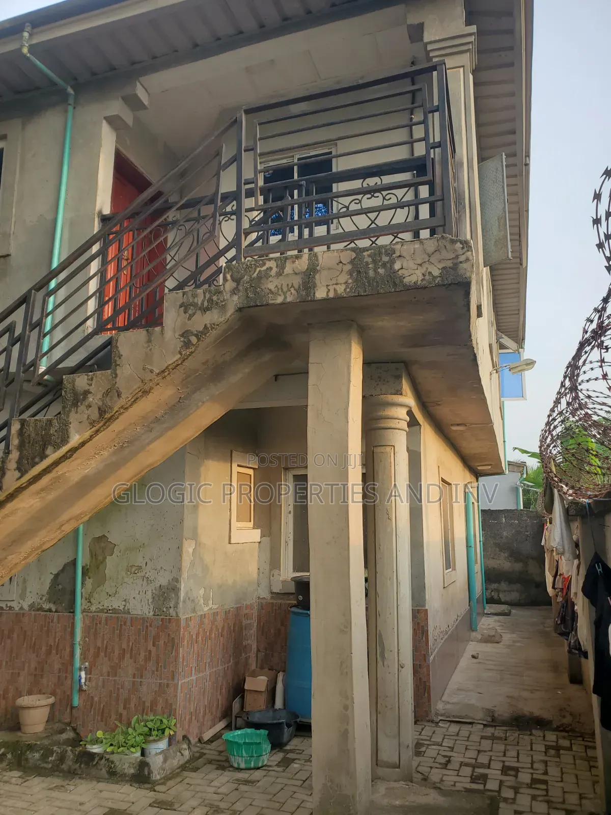 9bdrm Block of Flats in Makogi Cda Estate, Obafemi-Owode for sale in Obafemi-Owode