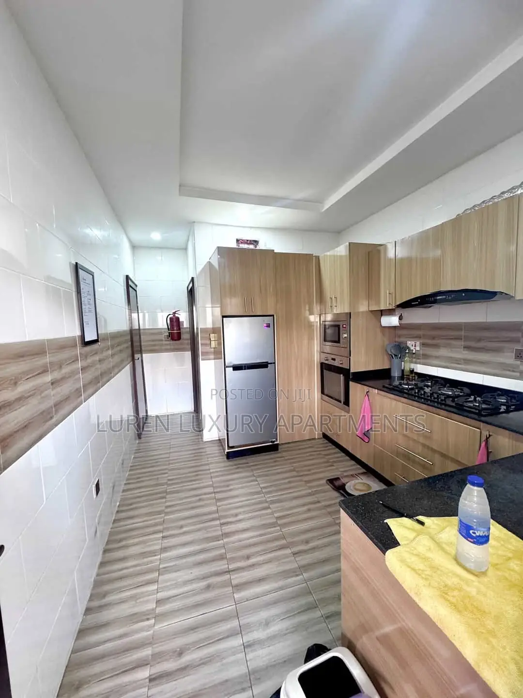 Luxury 2 Bedroom Duplex With Jacuzzi Ps5t in Durumi