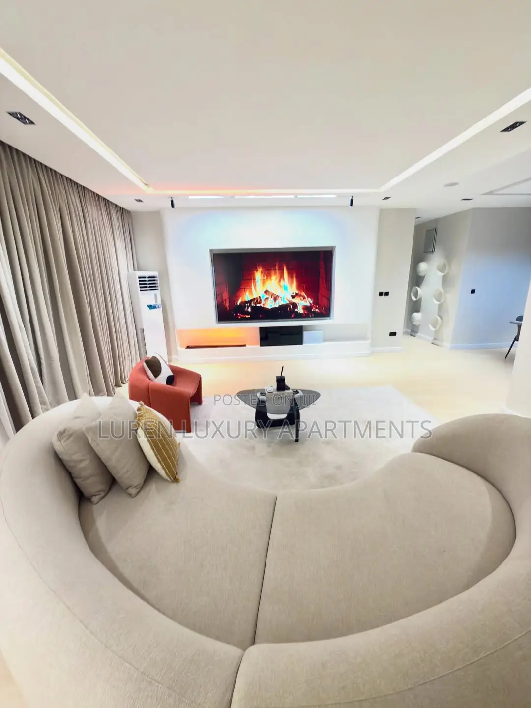 Brand New Luxurious 2 Bedroom Apartment + Wine Bar Ps5 in Katampe Extension