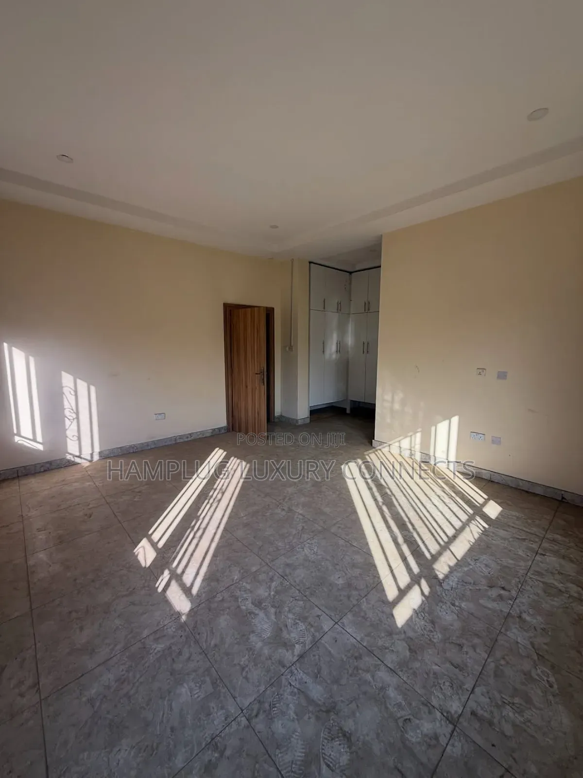 Furnished 4bdrm Duplex in Apo for sale in Apo District